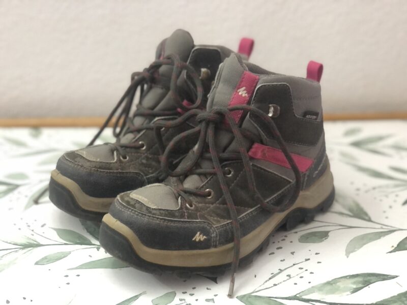 Kids hiking shoes EU32